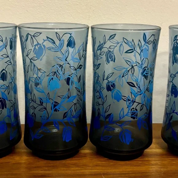 Floral Blue Vintage Glass Tumblers Set by Libbey - Picture 5 of 7